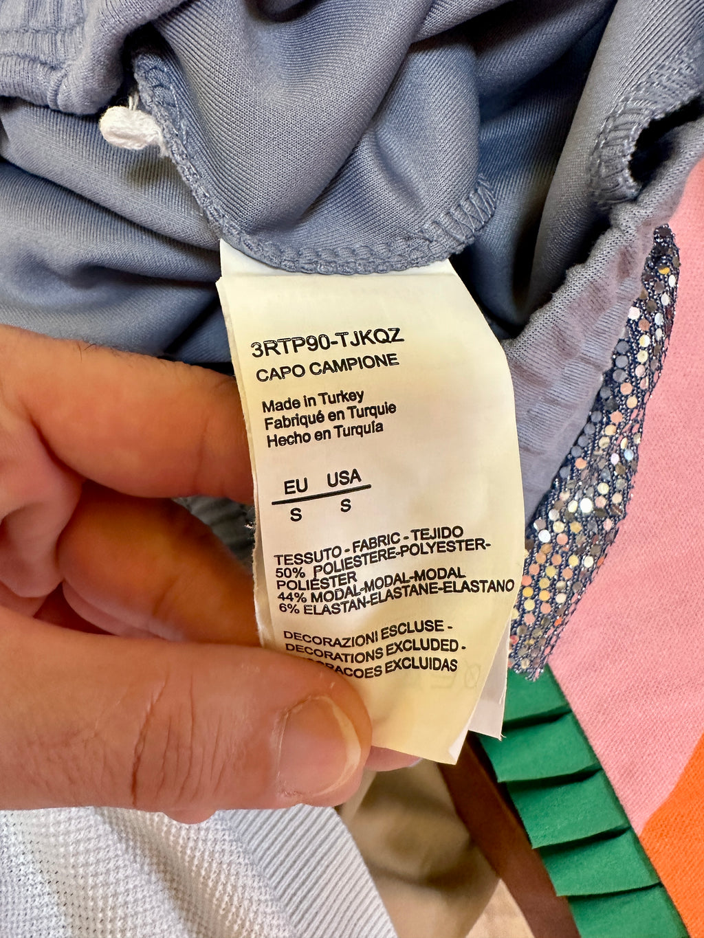 Ensemble jogging femme EA7 Emporio Armani gris bleu à sequin.