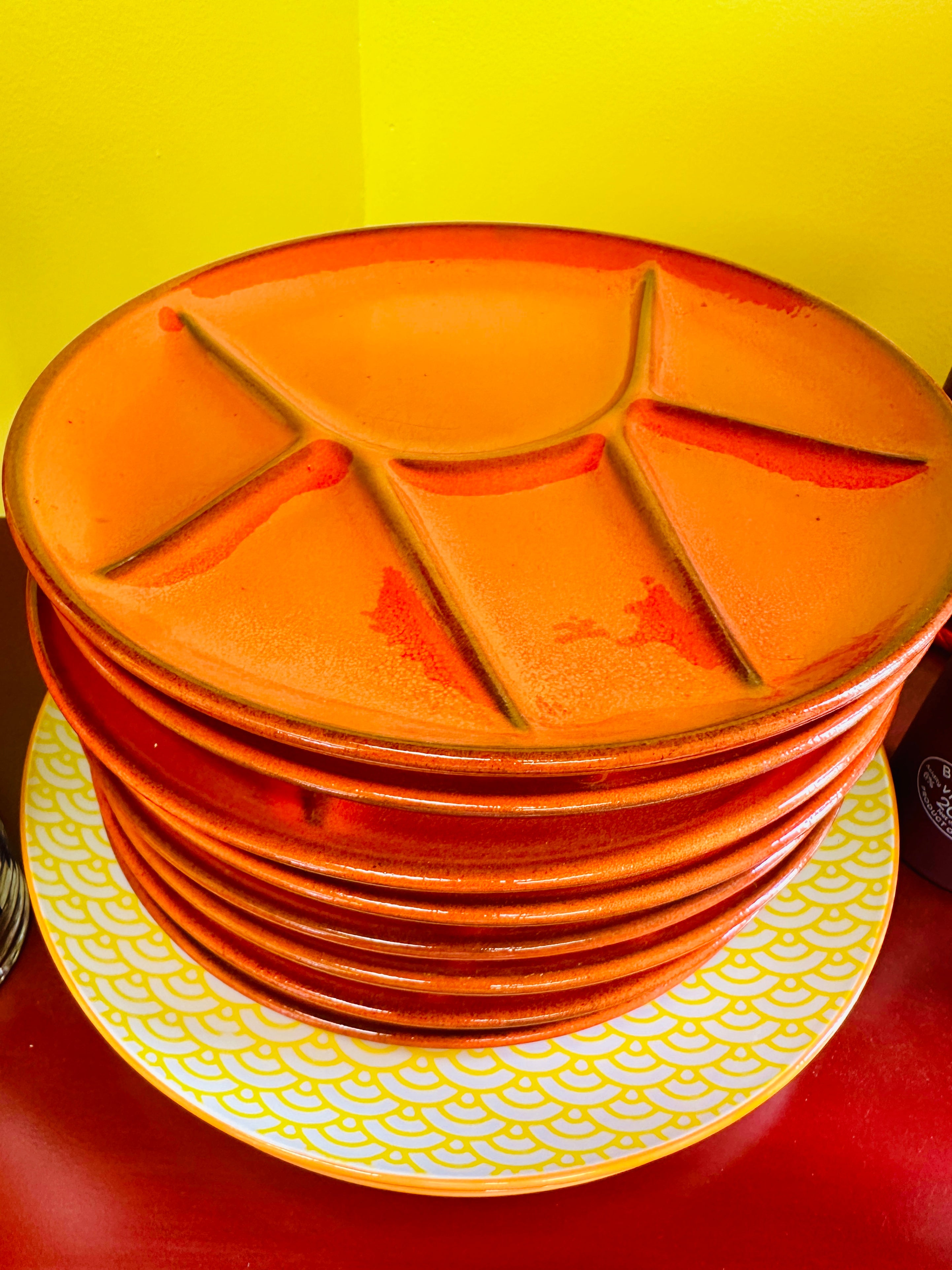 Assiette ancienne en céramique de Vallauris années 60's - Orange