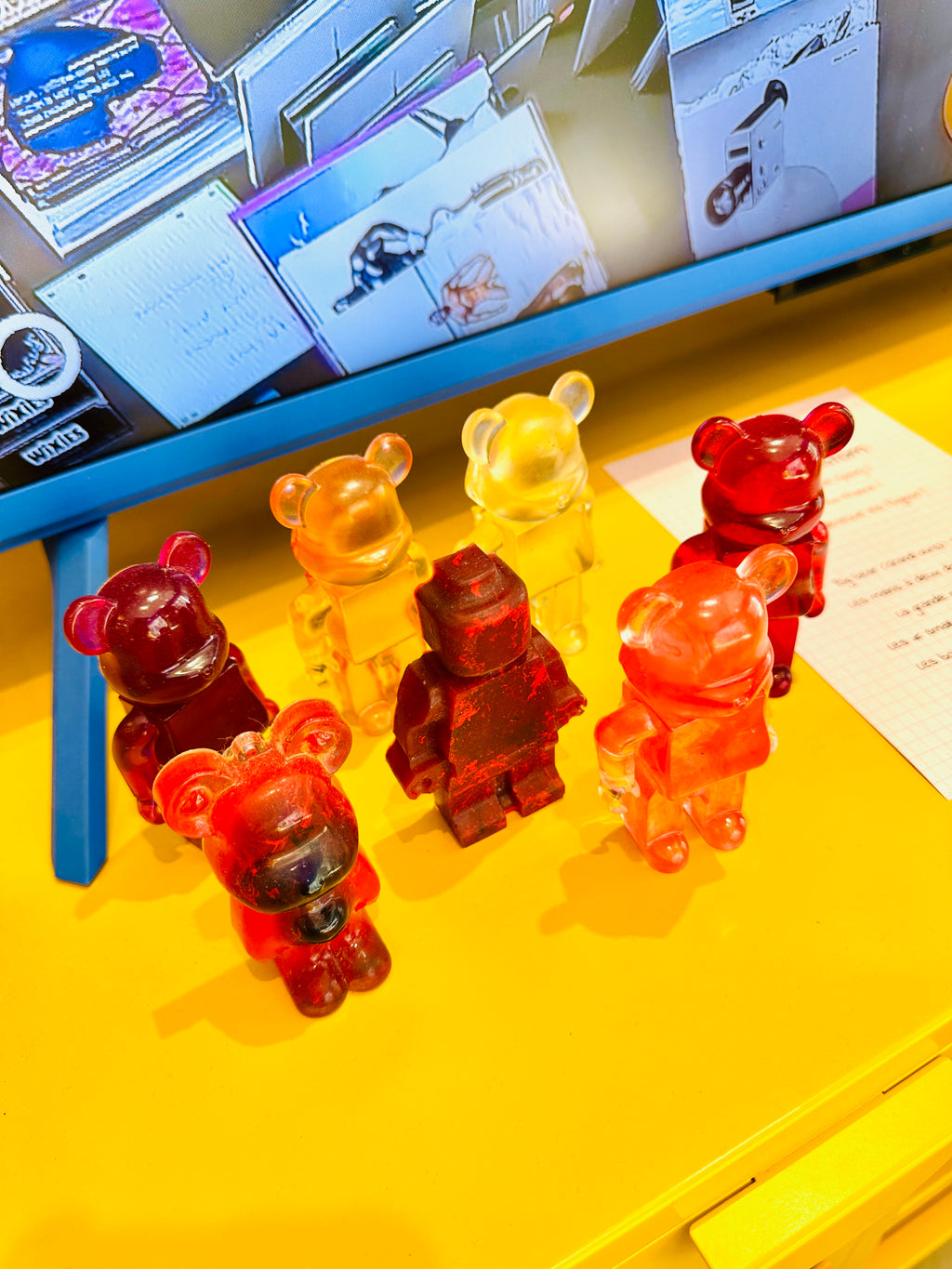 "Small Bear" et "lego" en résine époxy 100% fait main.