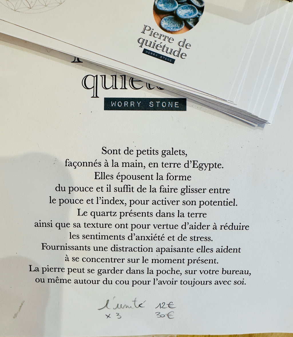 Pierre de Quiétude en terre d'Égypte, fait main en France.