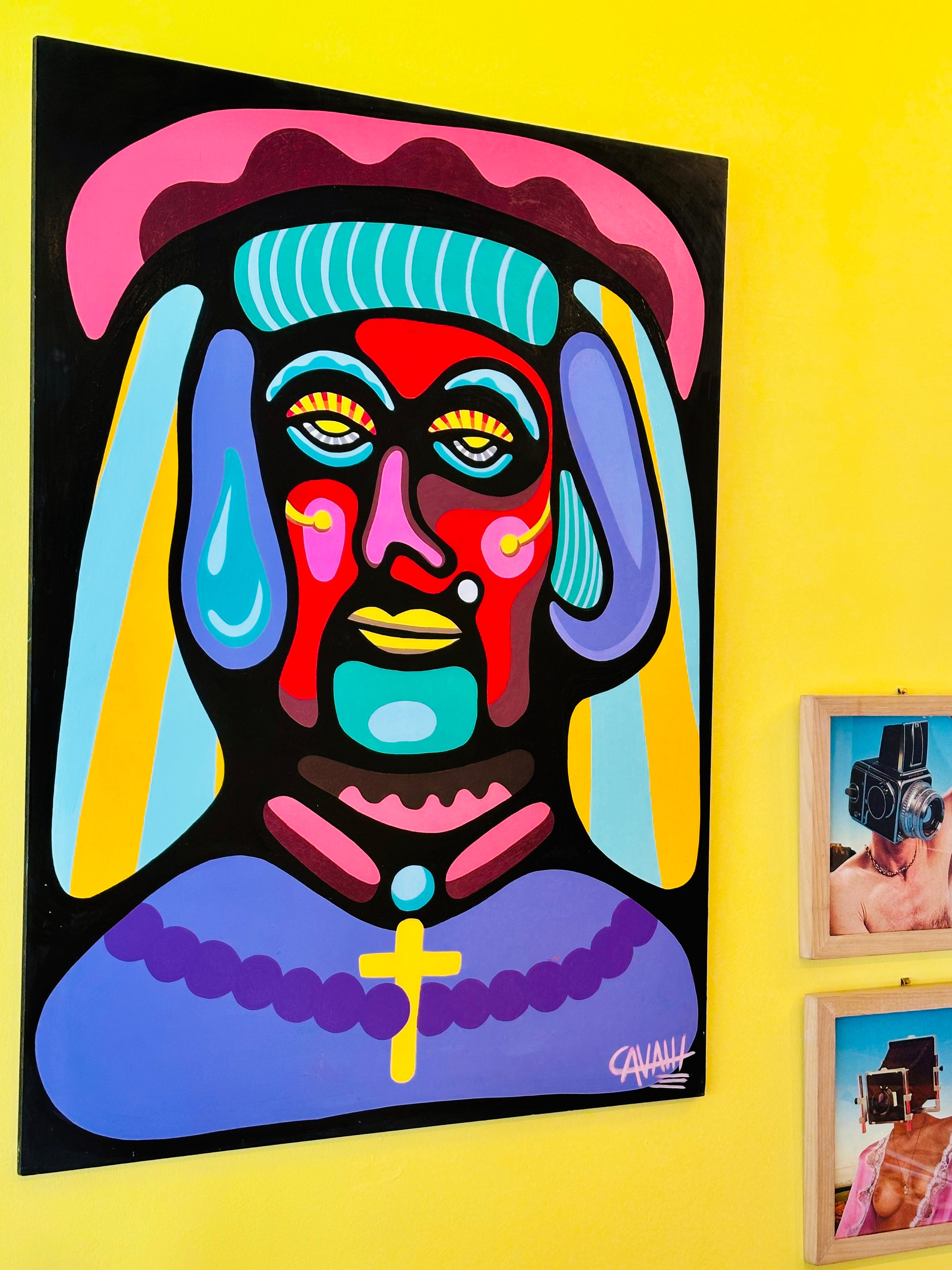 "La dame de la haute" par Cavam. Peinture sur bois de 60x80cm.