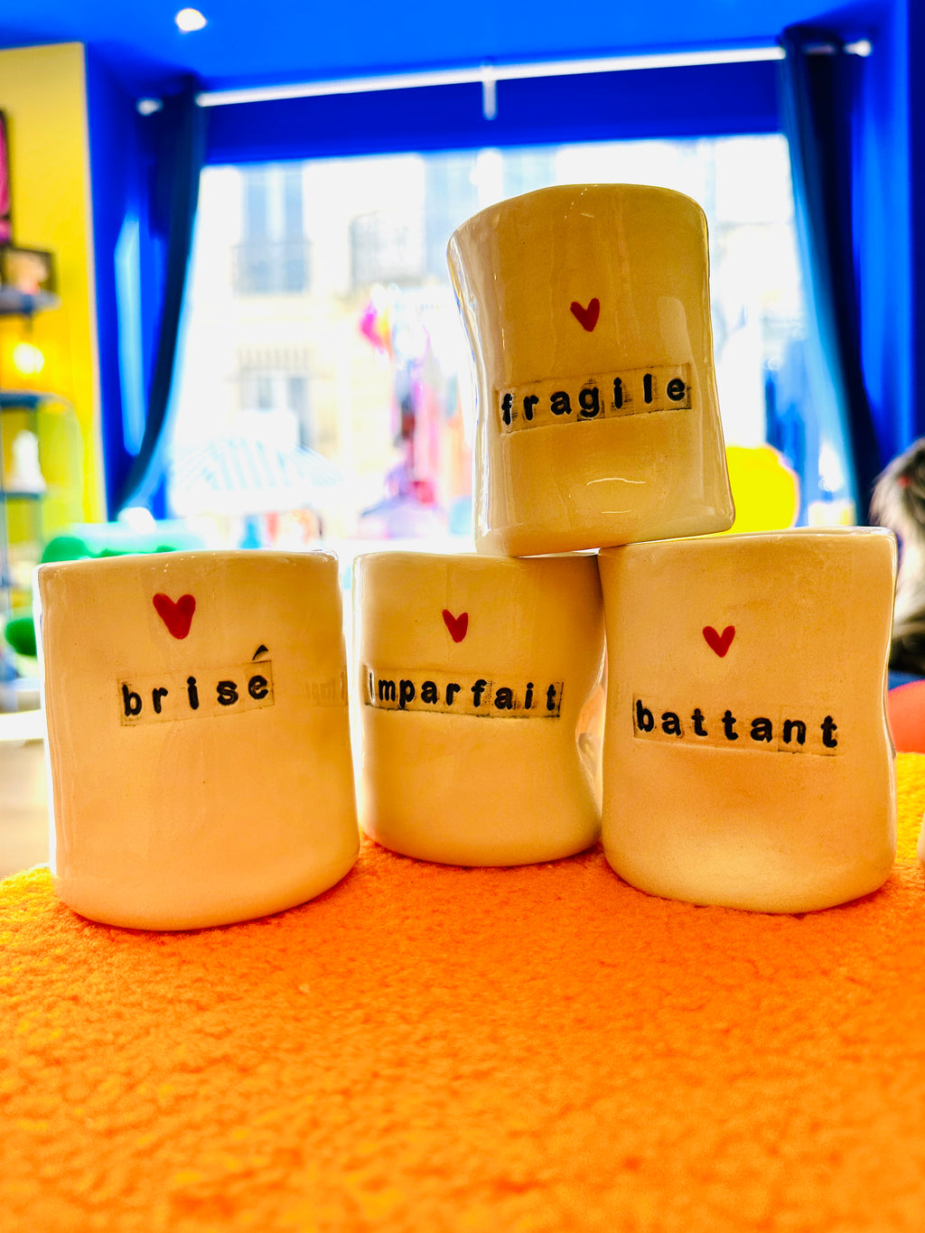 Les tasses cœur en céramique, fait main en Provence.