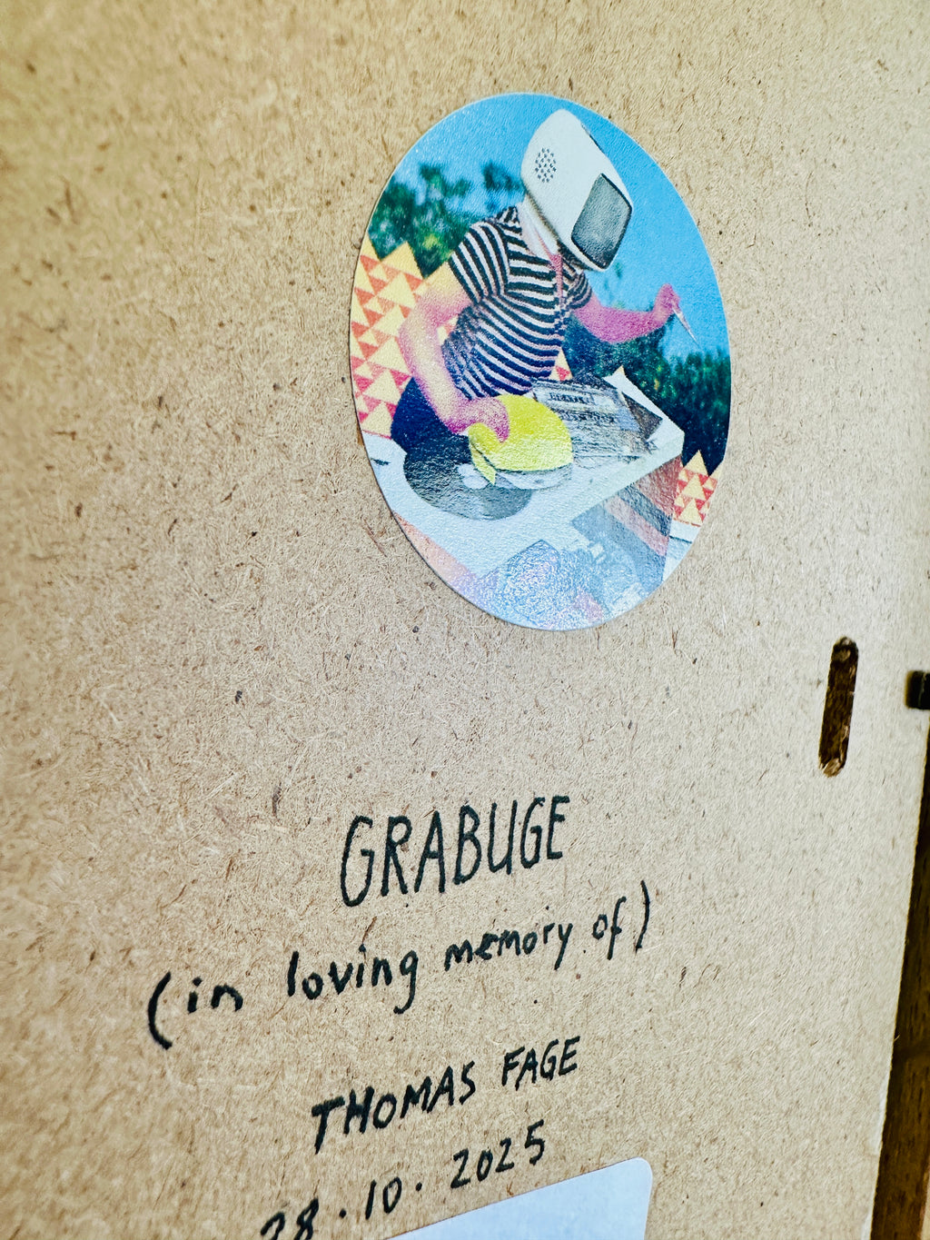 "Grabuge" de Videophage (Thomas Fage), collage. Œuvre orginale.